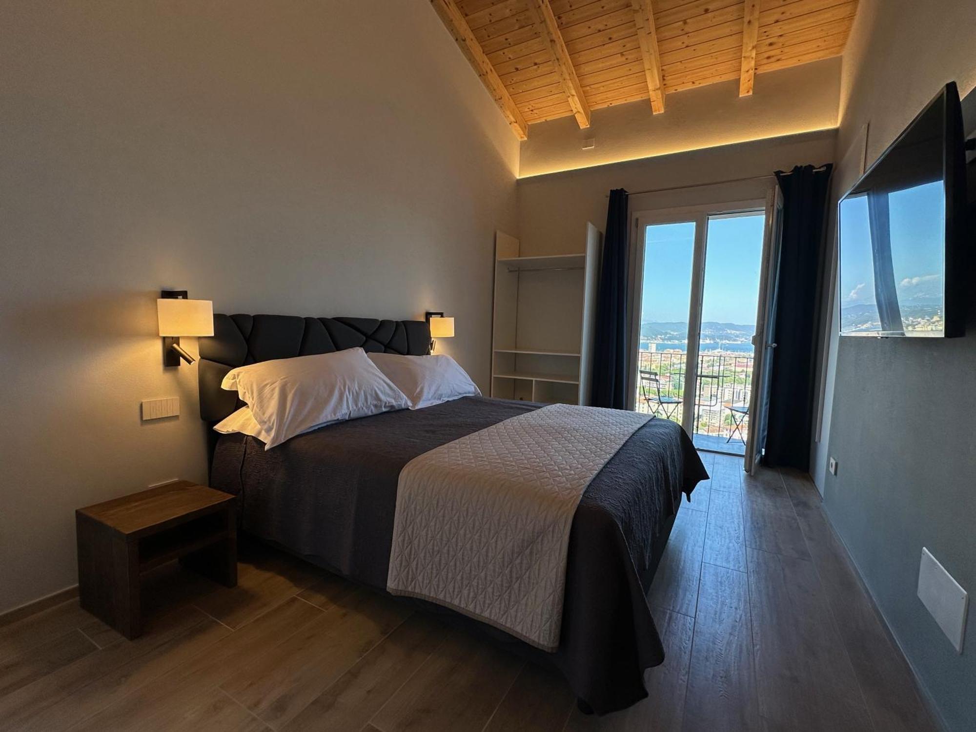 88 Miglia Bed & Breakfast La Spezia Exterior photo