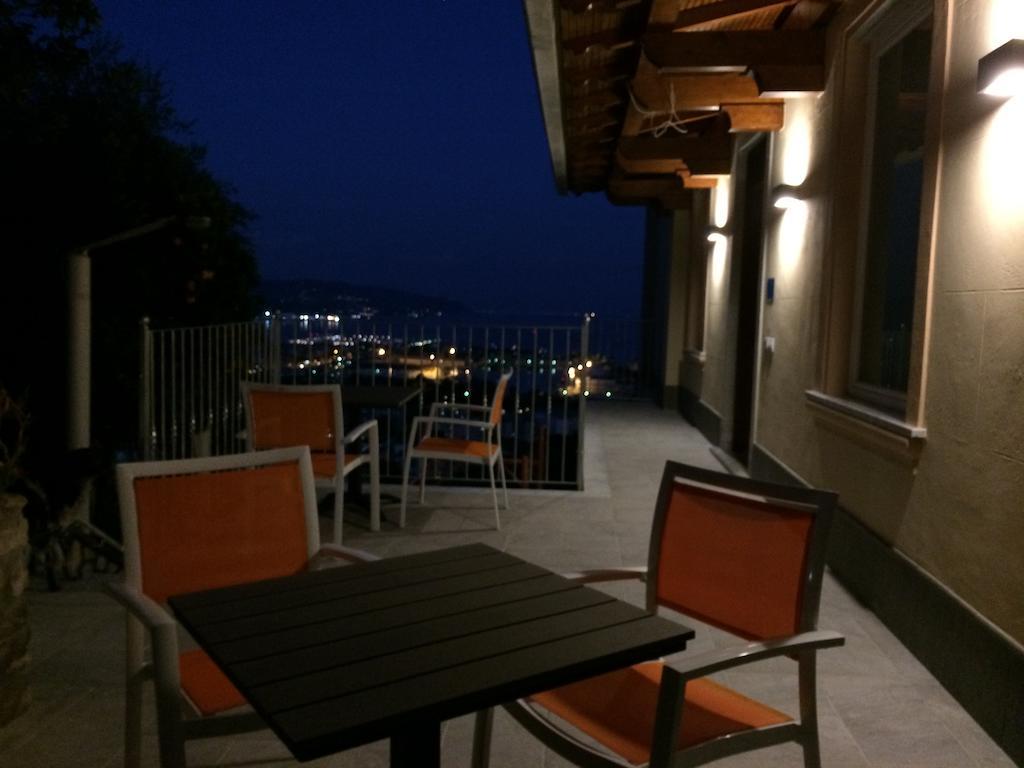 88 Miglia Bed & Breakfast La Spezia Exterior photo
